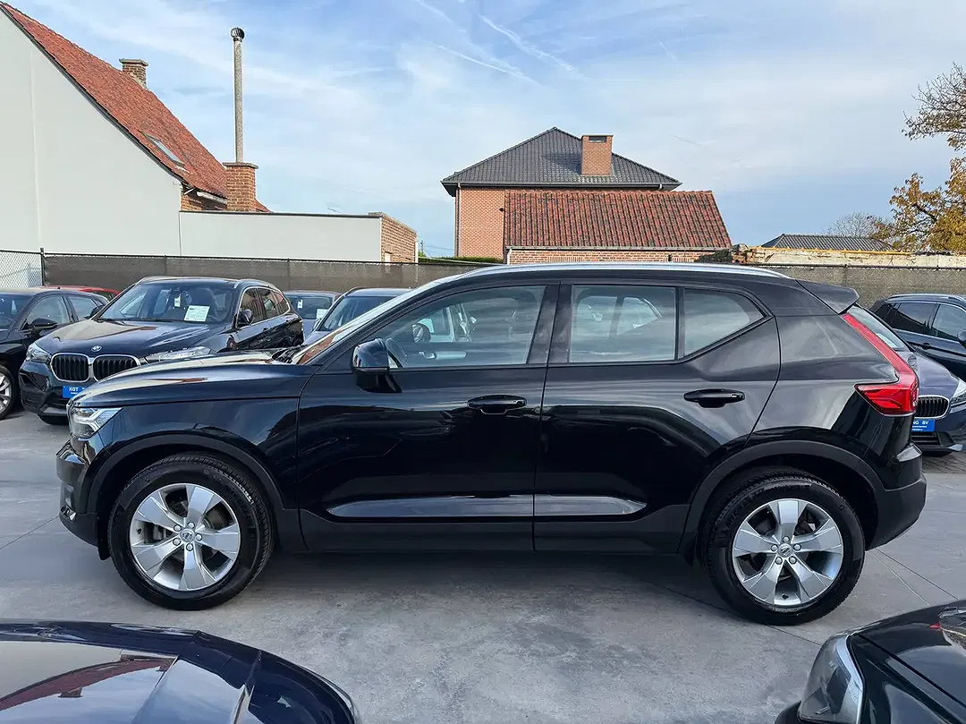Volvo XC40 - Thumbnail 8