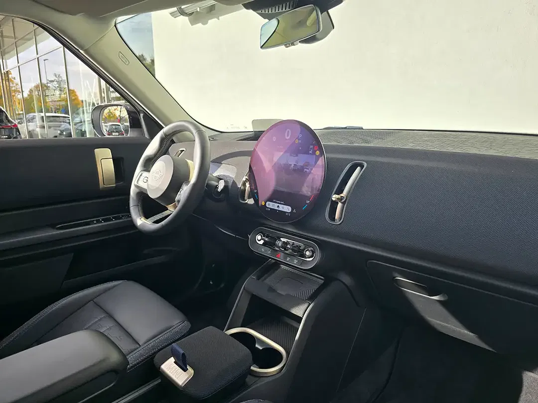 MINI Countryman C - Thumbnail 4
