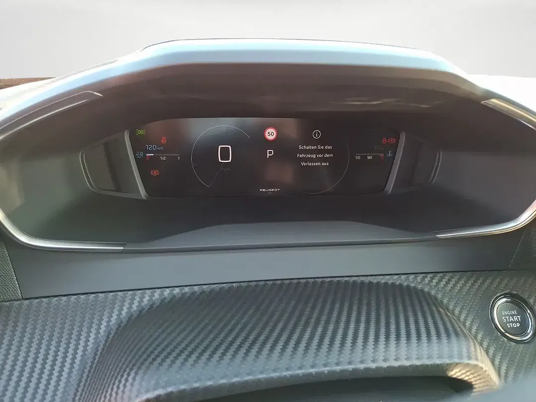Peugeot 2008 - Thumbnail 9