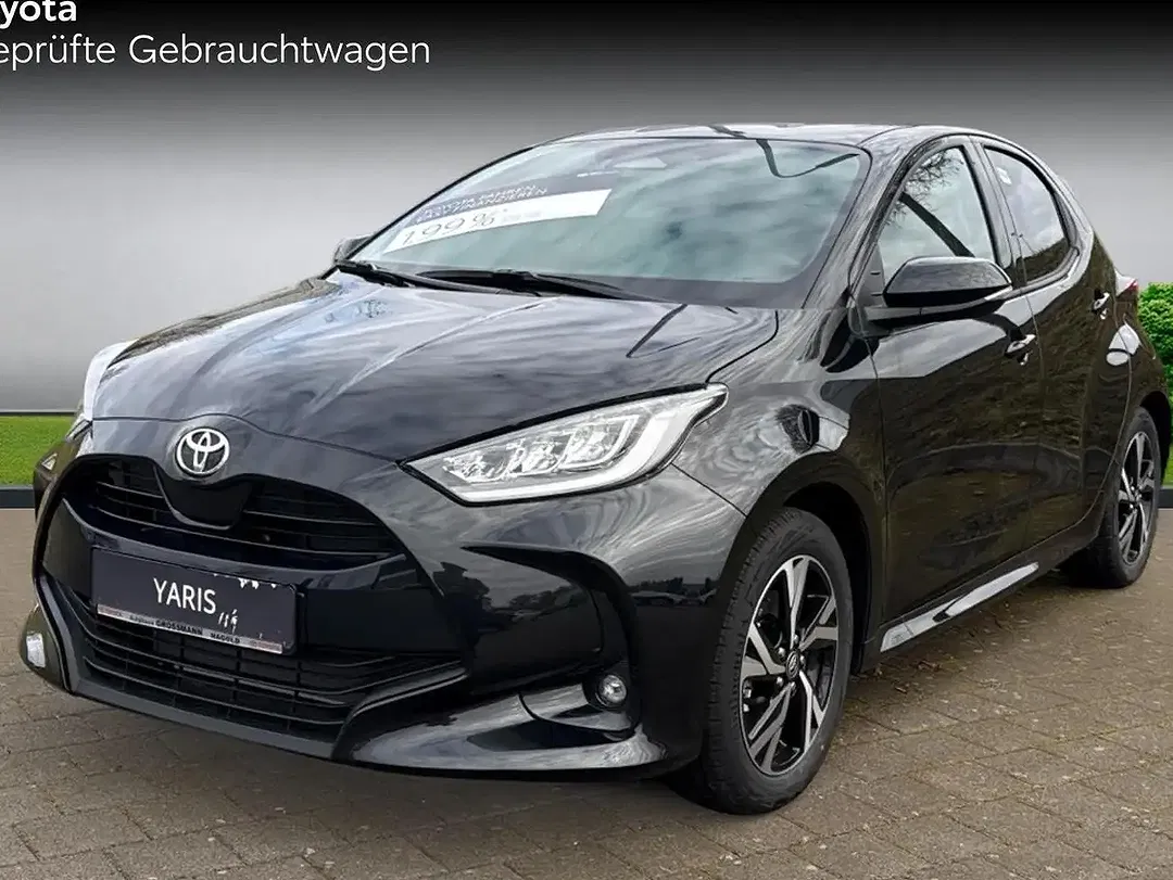 Toyota Yaris - Thumbnail 1