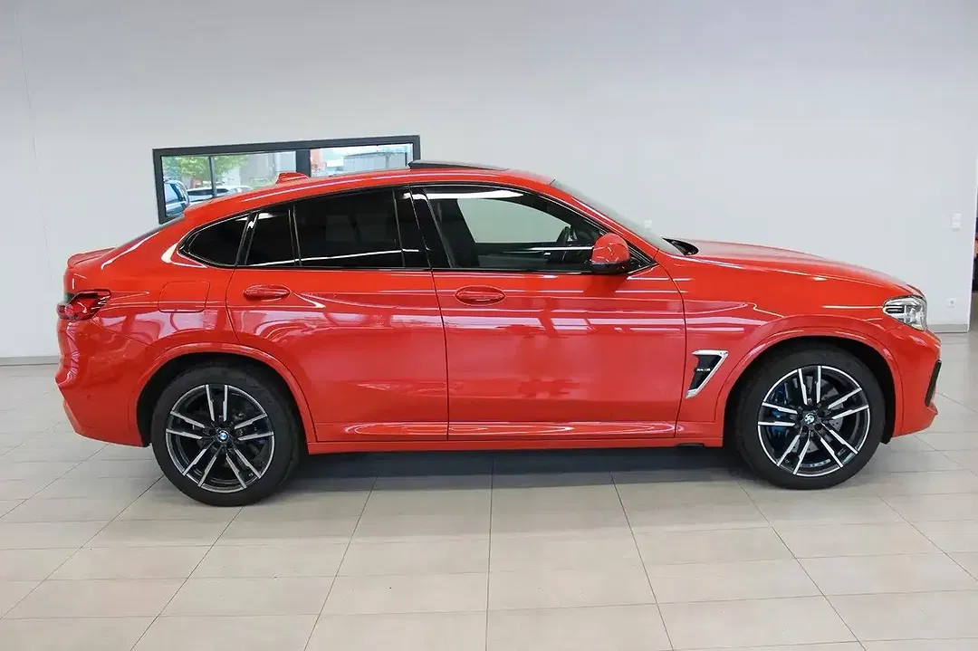 BMW X4 M - Thumbnail 5