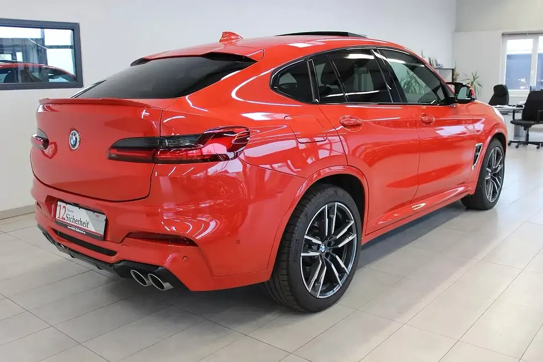 BMW X4 M - Thumbnail 6