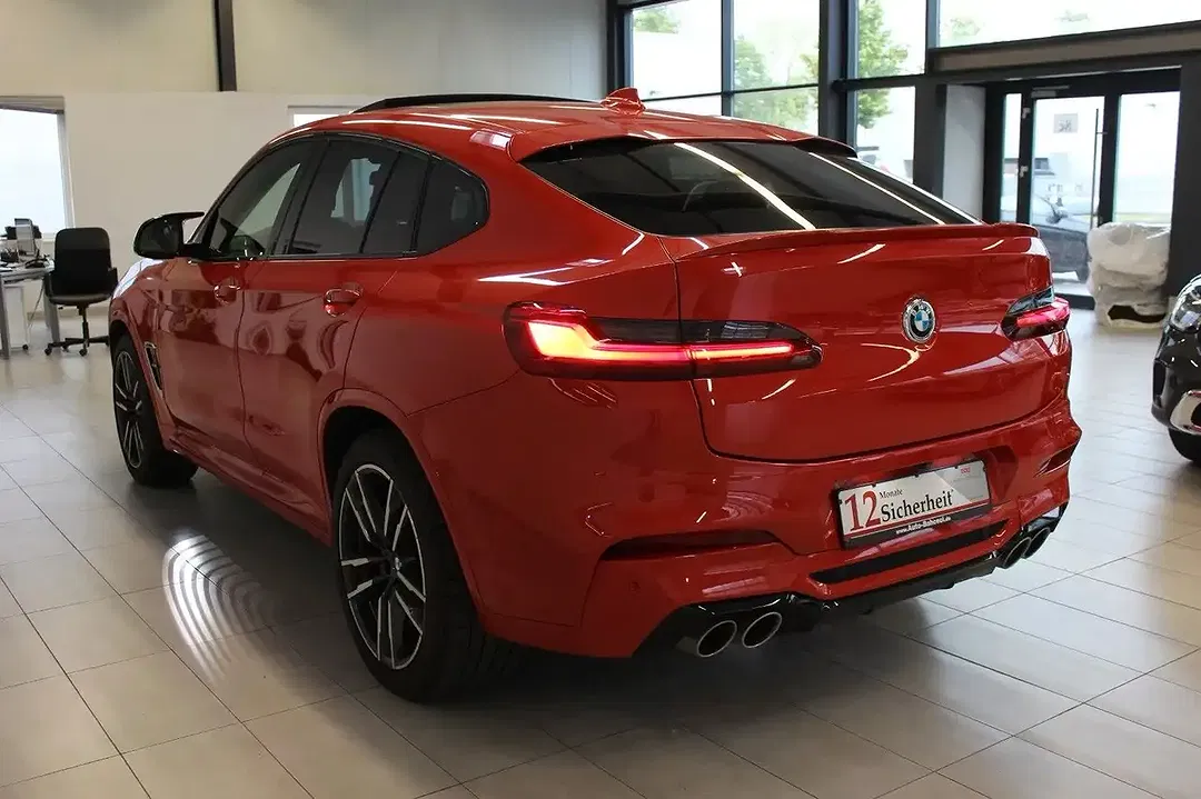 BMW X4 M - Thumbnail 7