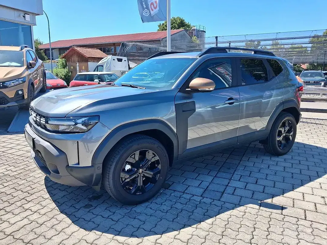 Dacia Duster - Thumbnail 1