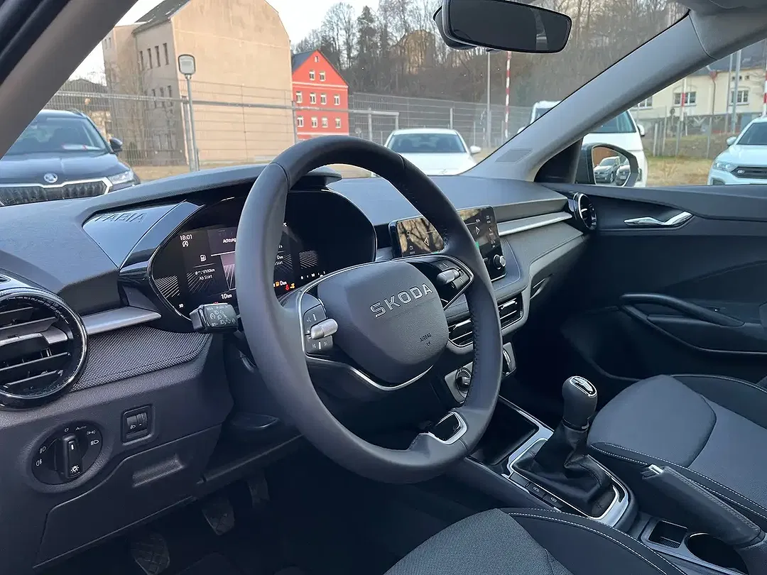 Skoda Fabia - Thumbnail 8