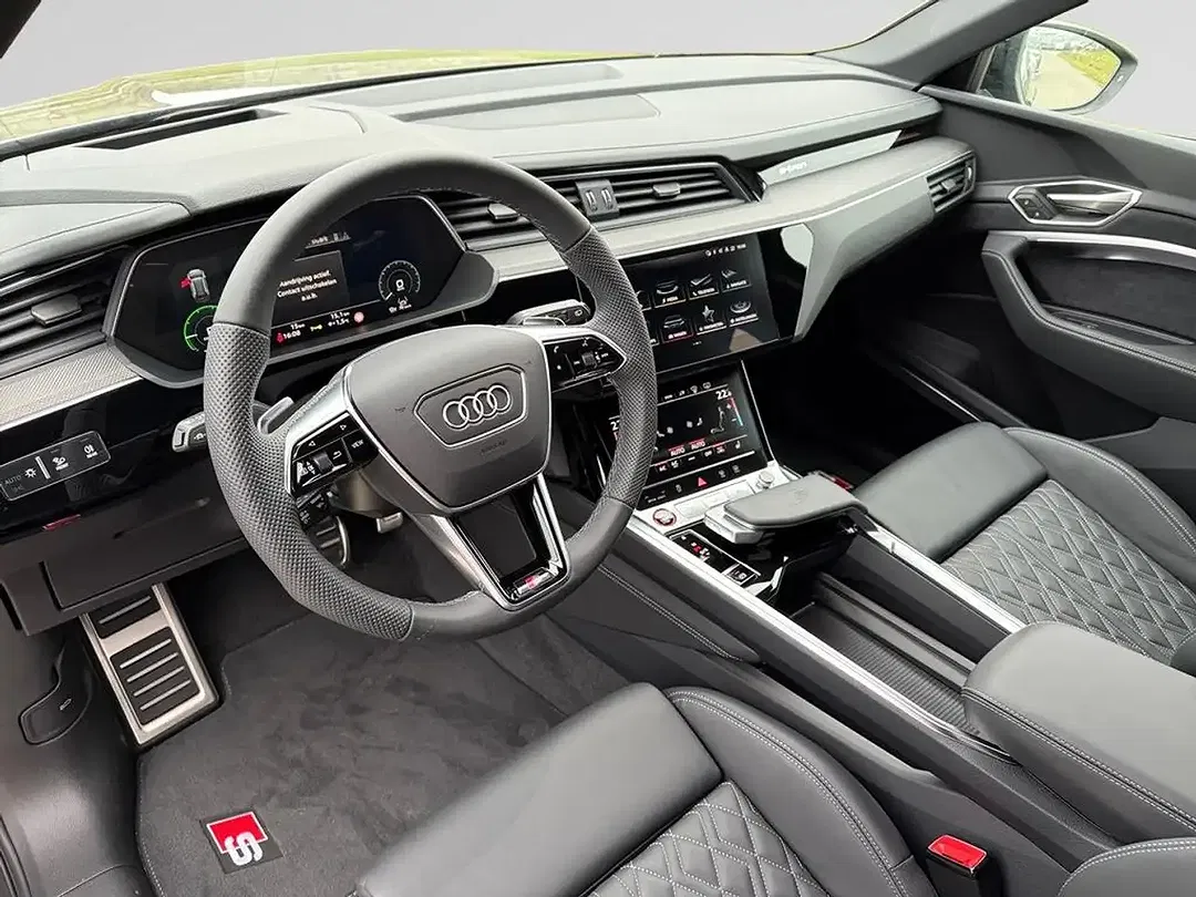 Audi SQ8 e-tron - Thumbnail 10