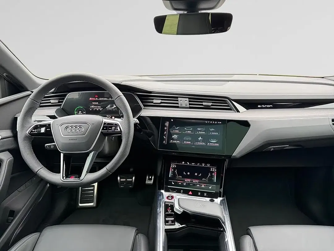 Audi SQ8 e-tron - Thumbnail 11