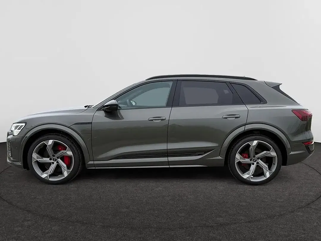 Audi SQ8 e-tron - Thumbnail 2