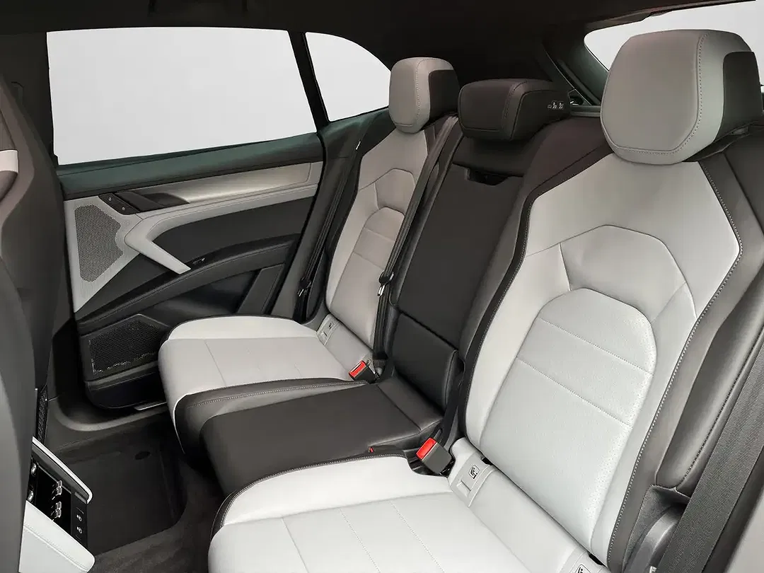 Porsche Cayenne - Thumbnail 11