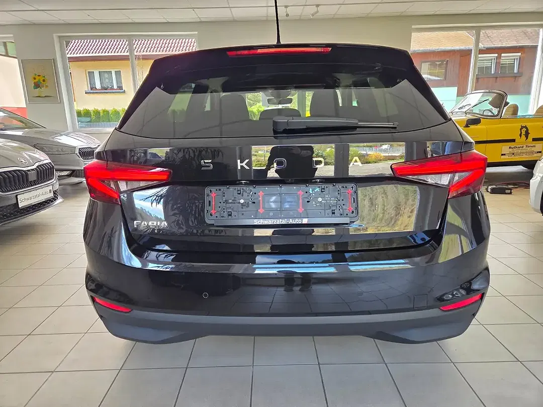 Skoda Fabia - Thumbnail 3