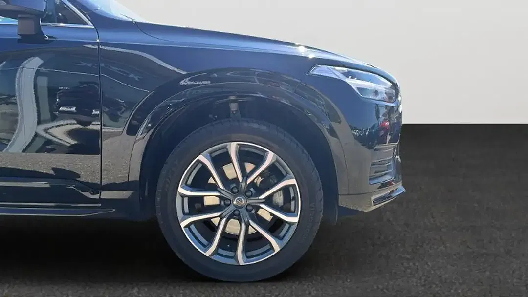 Volvo XC90 - Thumbnail 4
