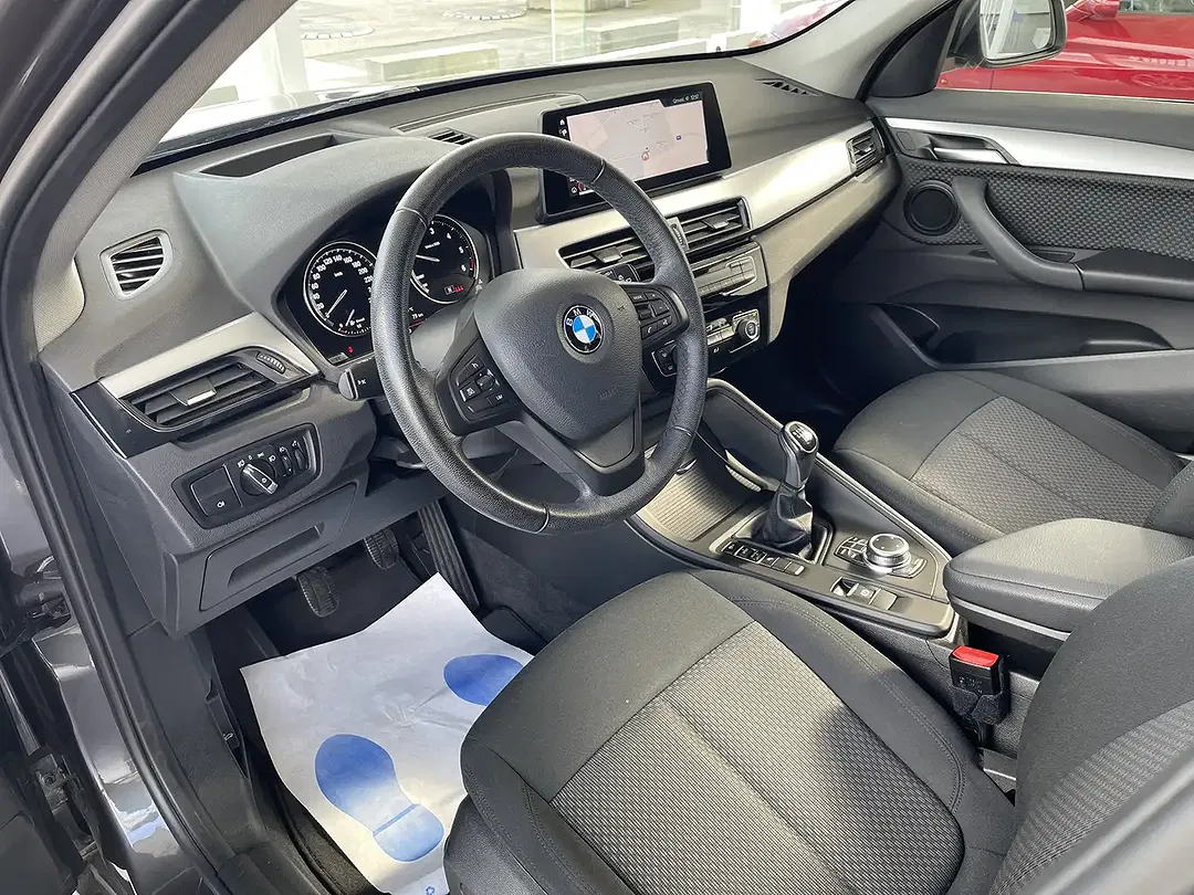 BMW X1 - Thumbnail 11