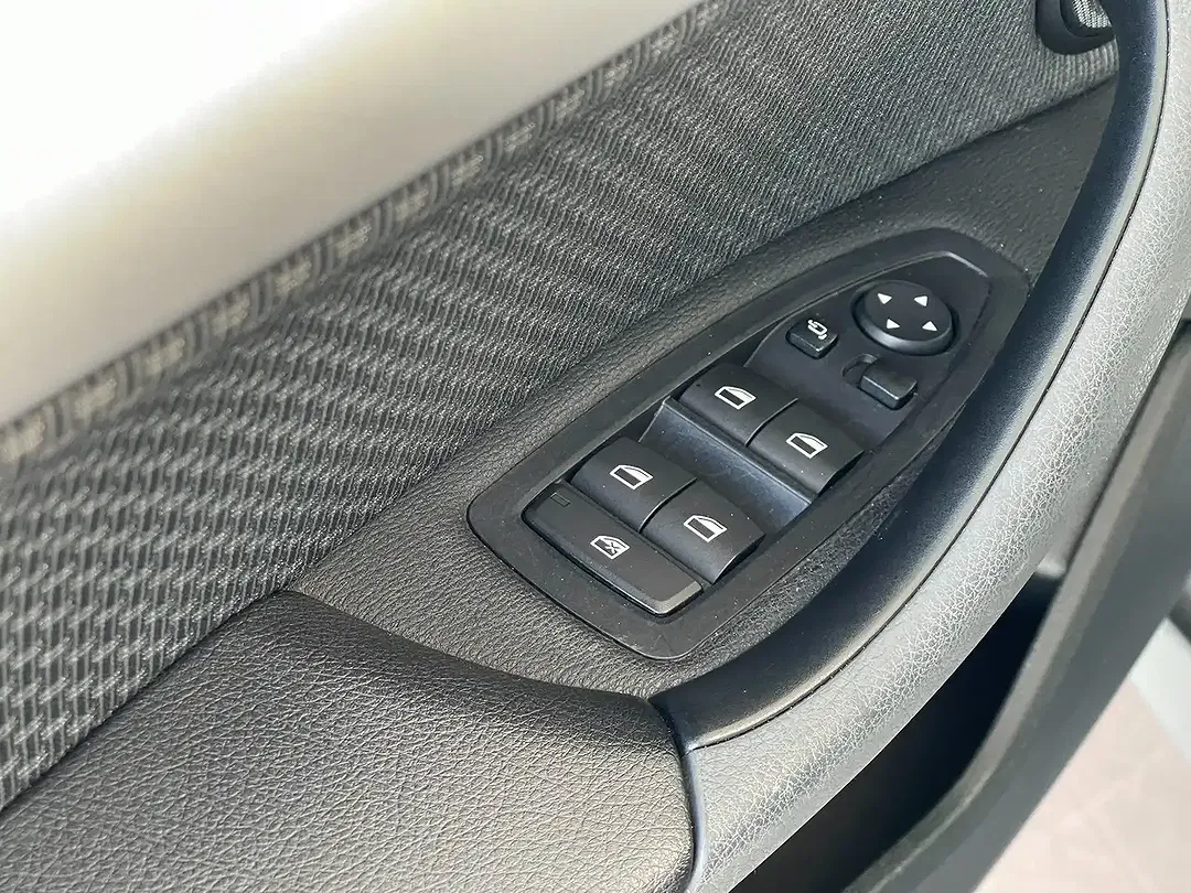 BMW X1 - Thumbnail 15