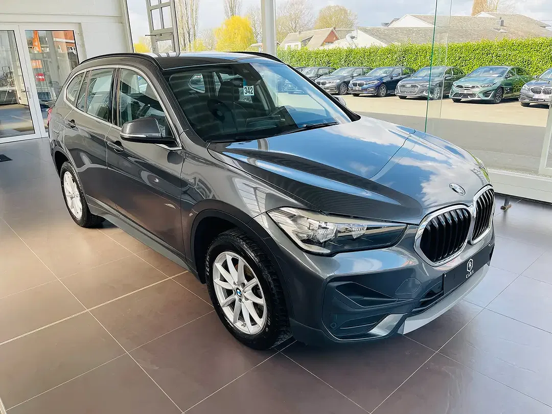 BMW X1 - Thumbnail 4