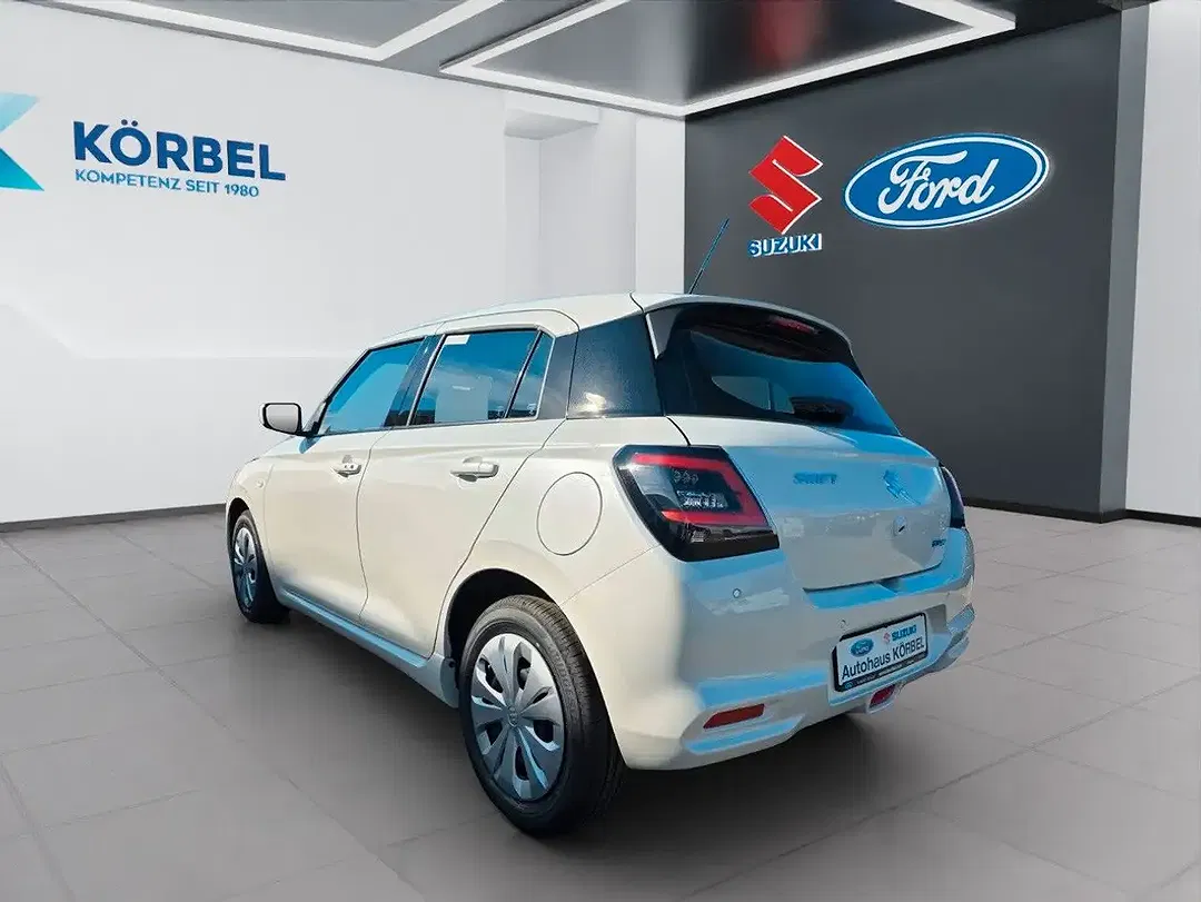 Suzuki Swift - Thumbnail 6