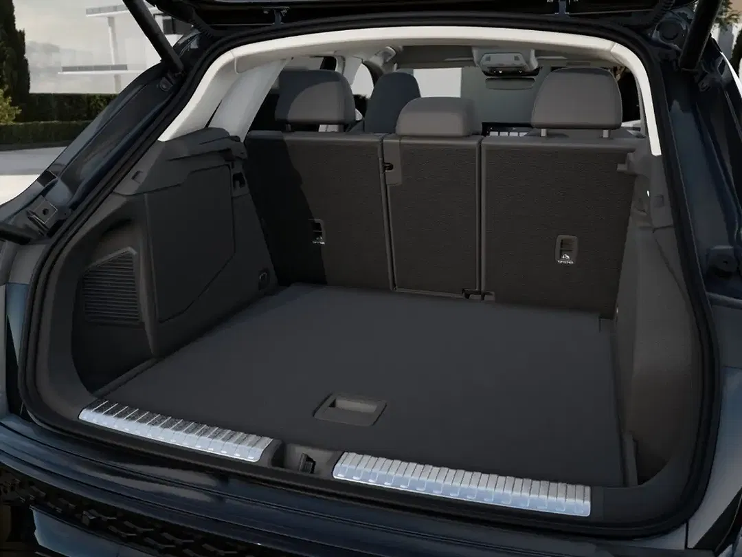 Audi Q3 - Thumbnail 12
