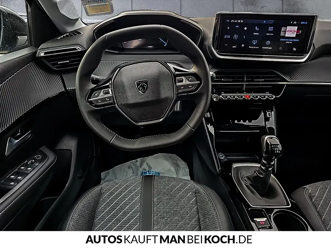 Peugeot 208 - Thumbnail 8