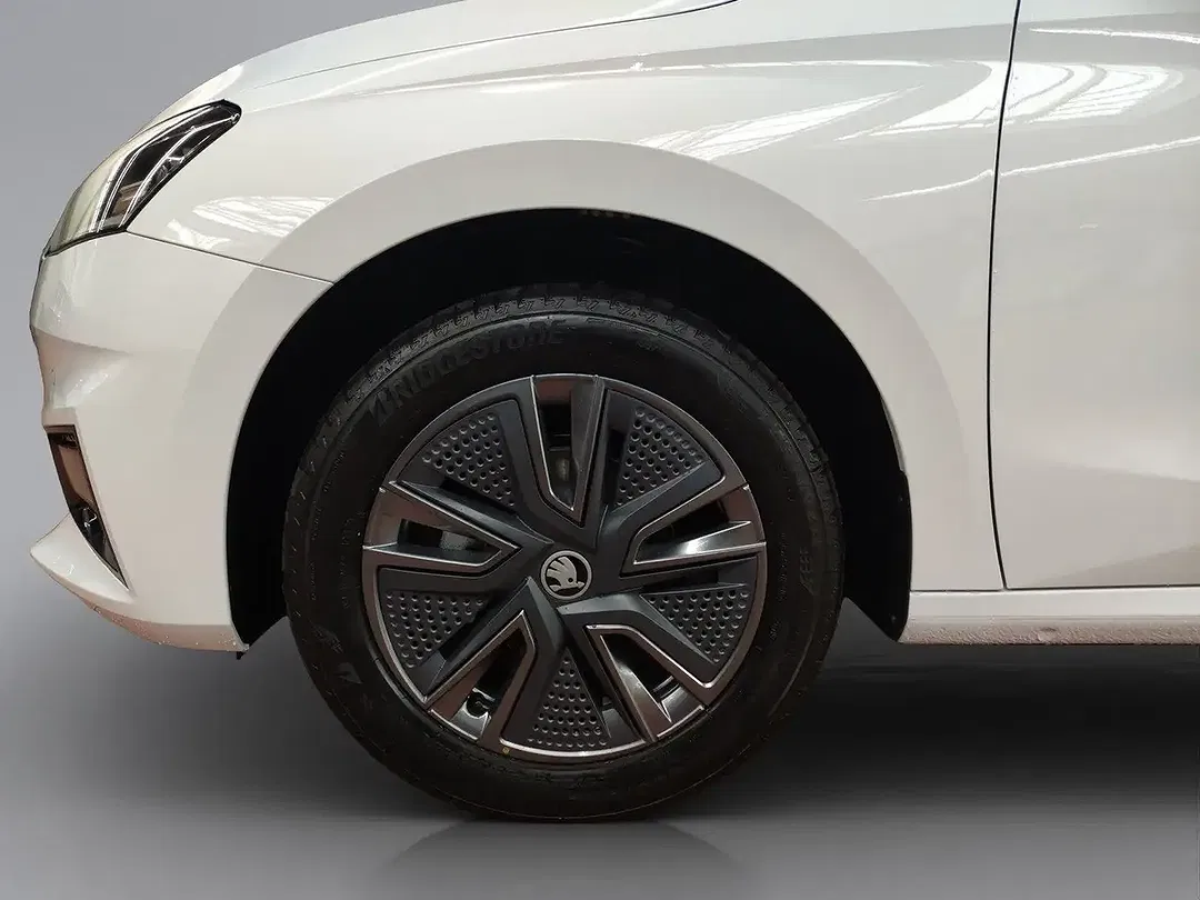 Skoda Fabia - Thumbnail 12