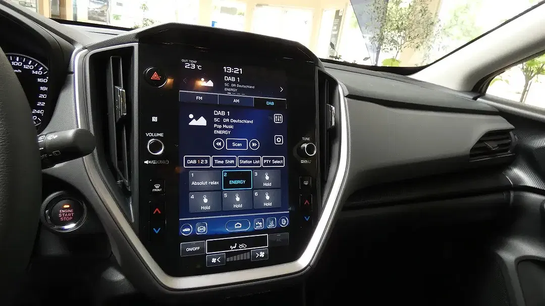 Subaru Crosstrek - Thumbnail 15