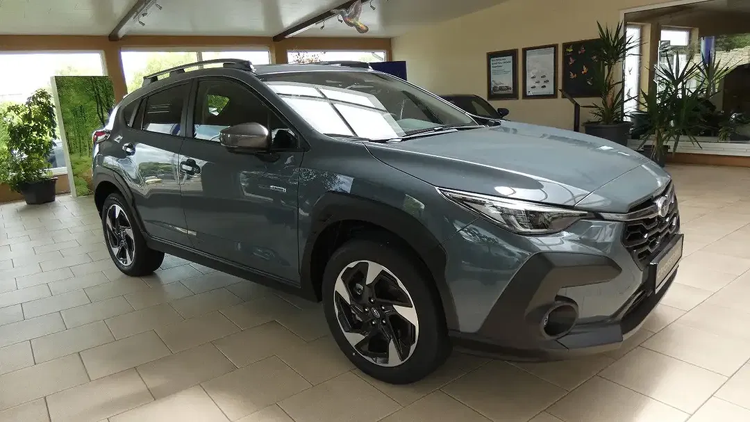 Subaru Crosstrek - Thumbnail 2