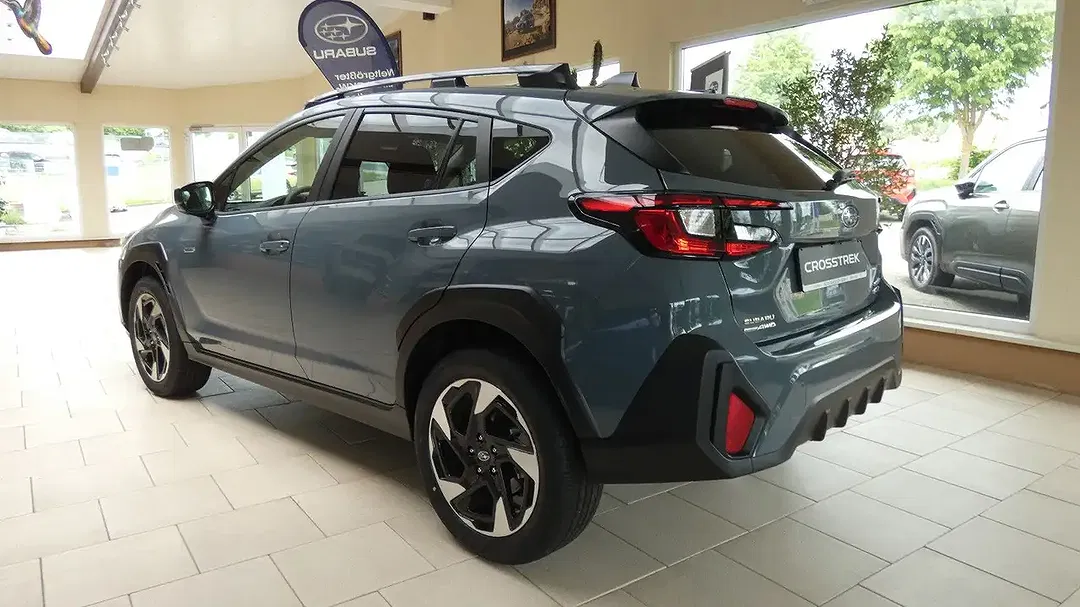 Subaru Crosstrek - Thumbnail 5