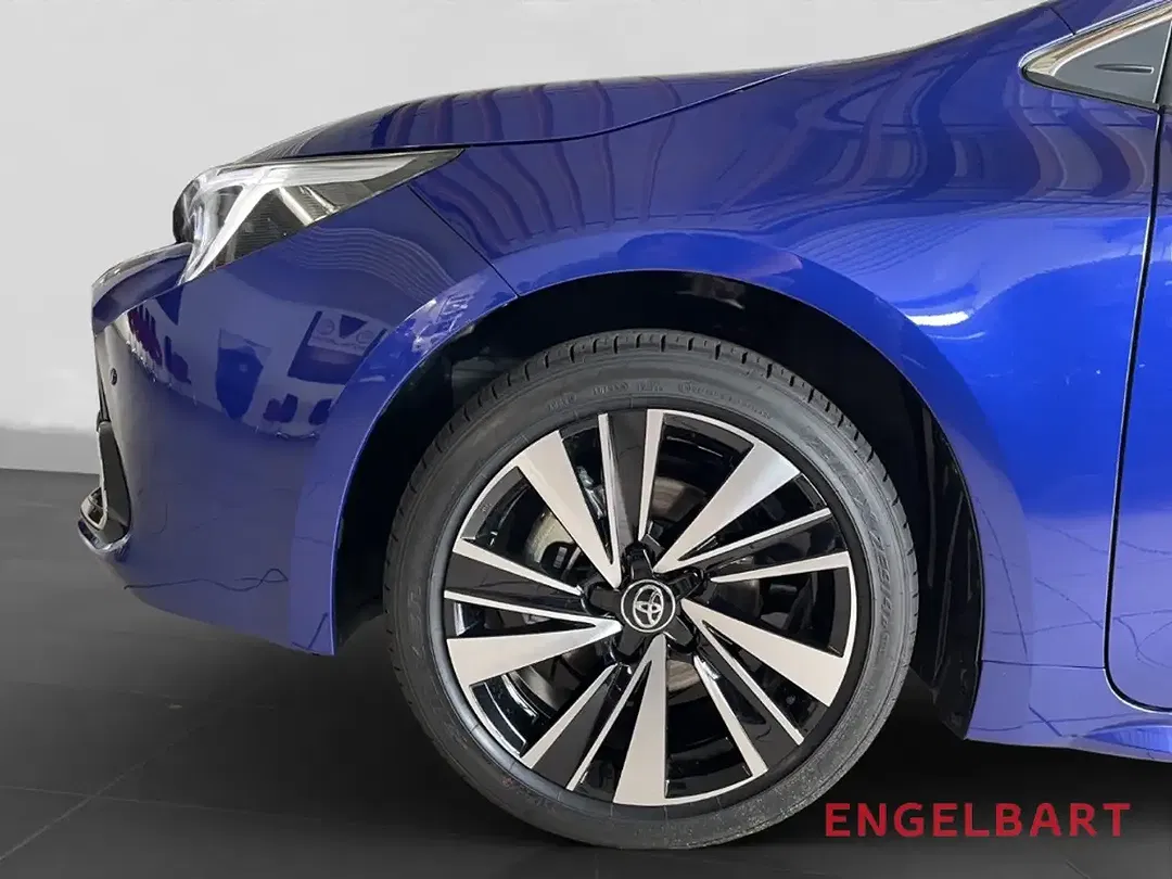 Toyota Corolla - Thumbnail 14