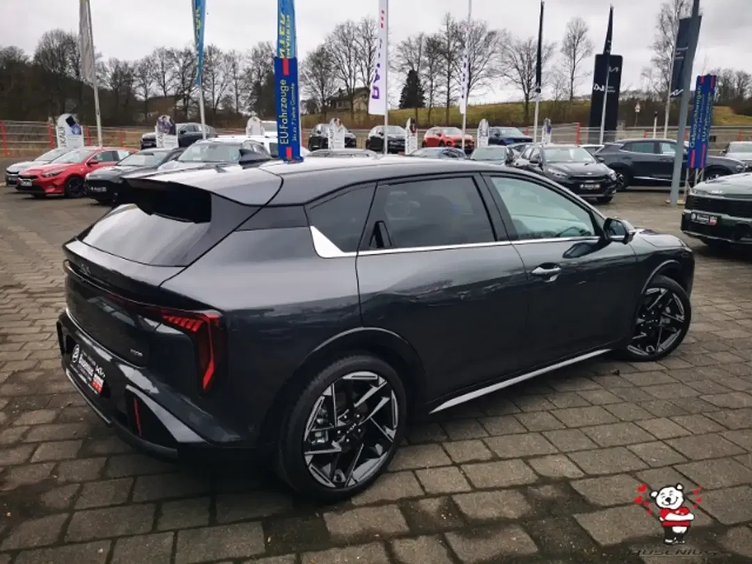 Kia K4 - Thumbnail 3