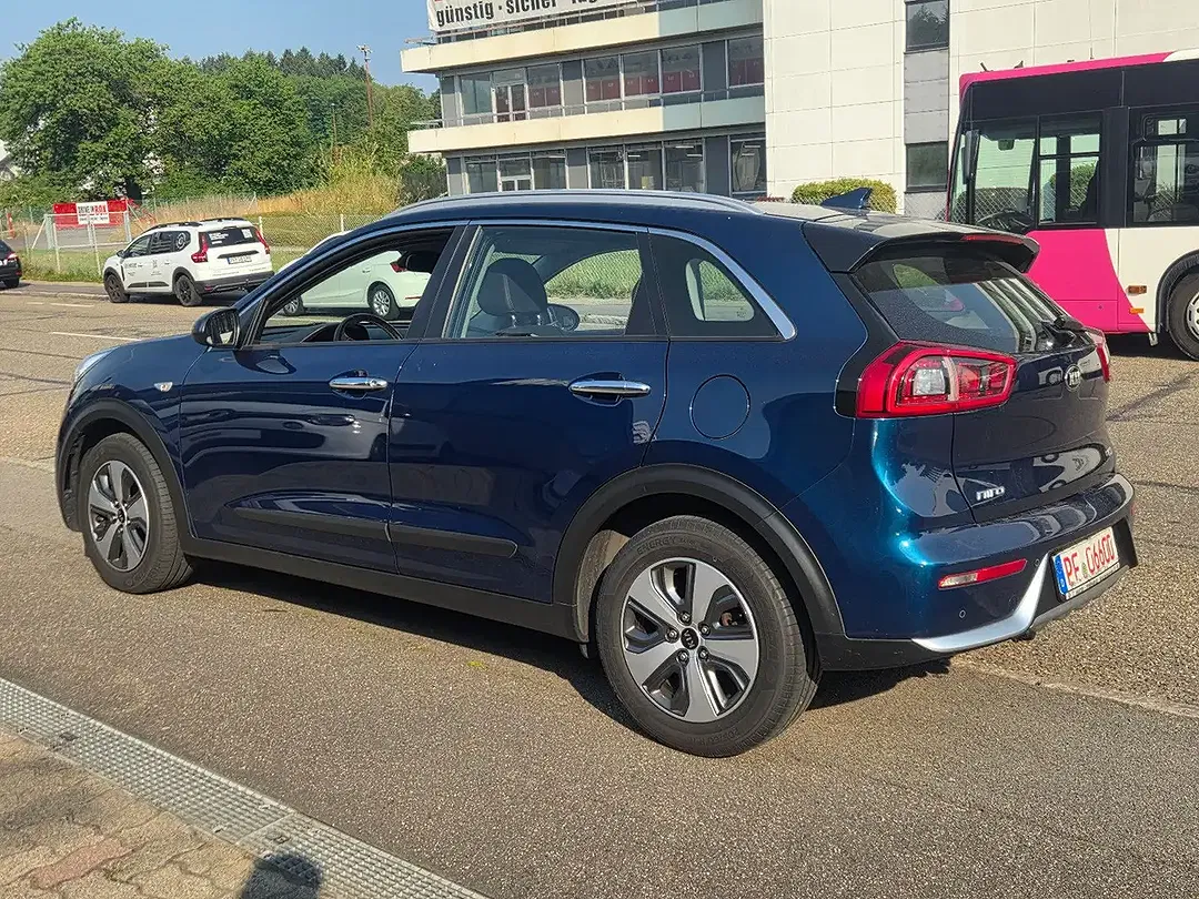 Kia Niro - Thumbnail 3