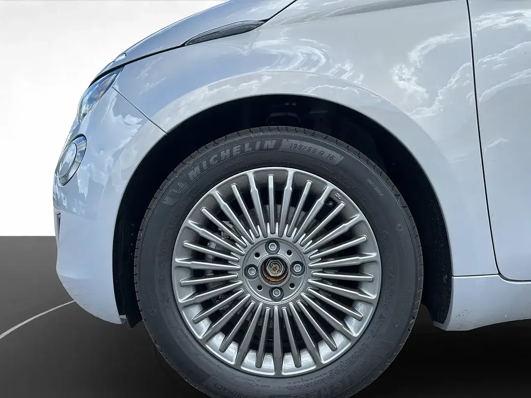 Fiat 500C - Thumbnail 9