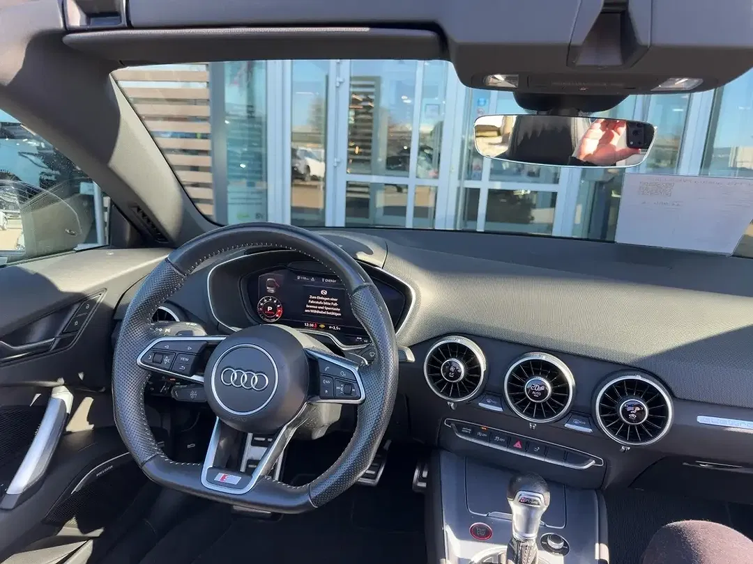 Audi TTS - Thumbnail 8