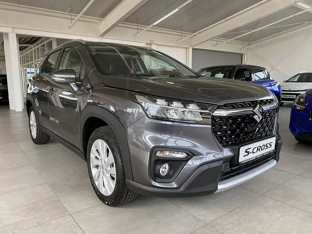 Suzuki S-Cross - Thumbnail 1