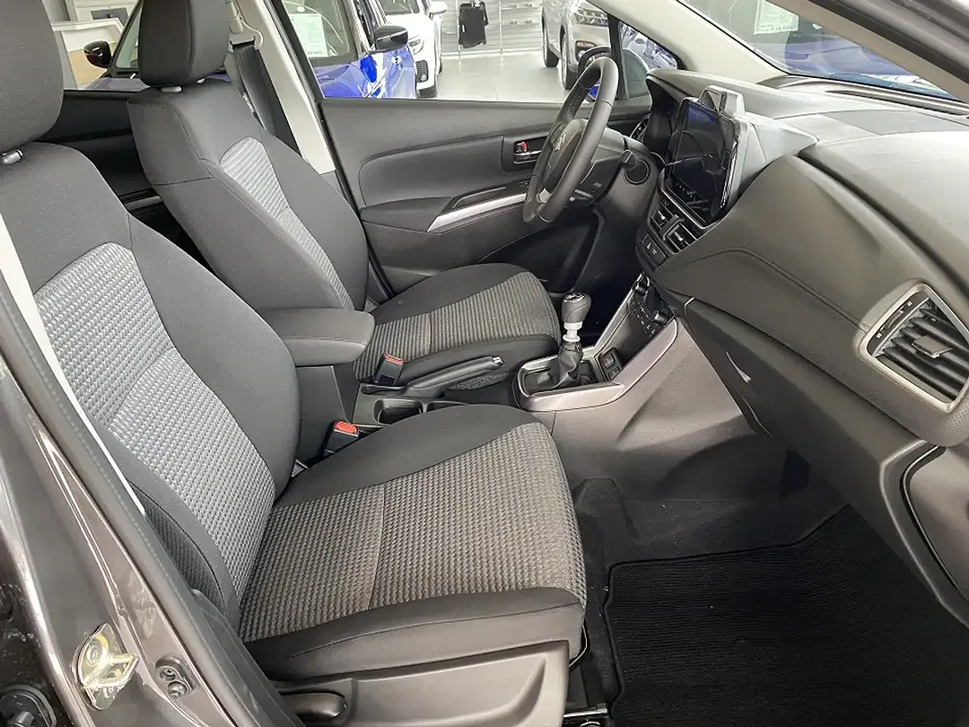 Suzuki S-Cross - Thumbnail 5