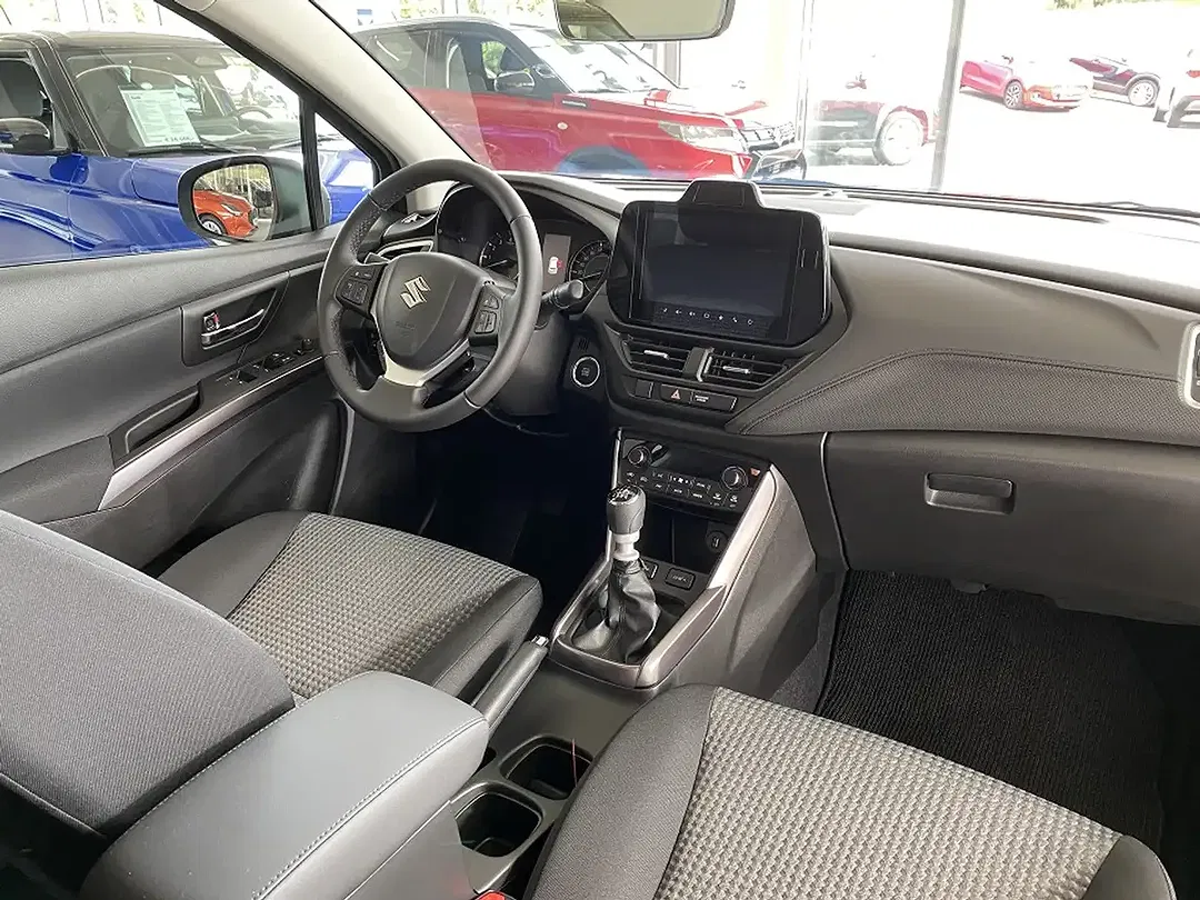 Suzuki S-Cross - Thumbnail 9