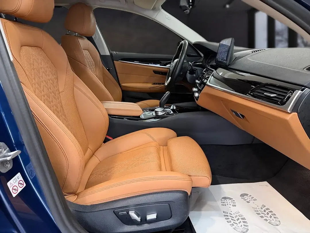 BMW 520 - Thumbnail 13