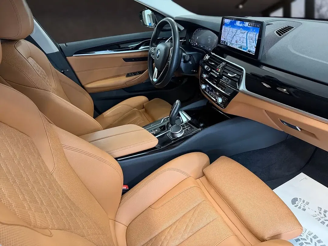 BMW 520 - Thumbnail 14