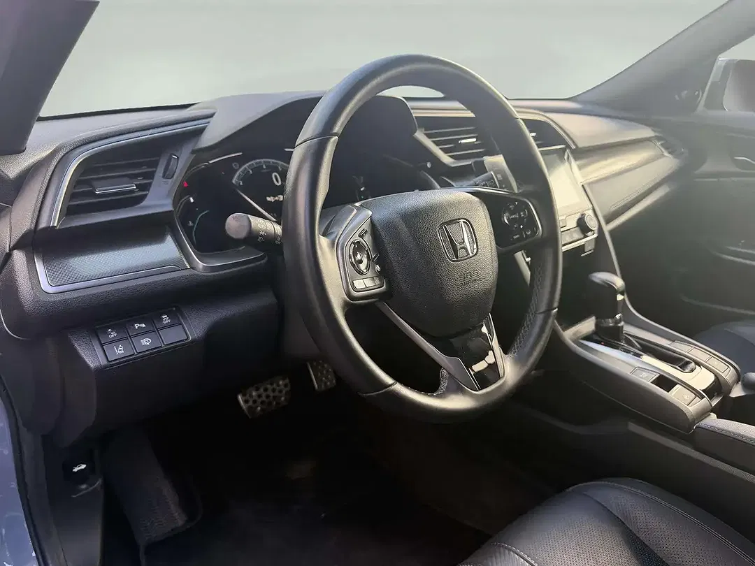 Honda Civic - Thumbnail 9