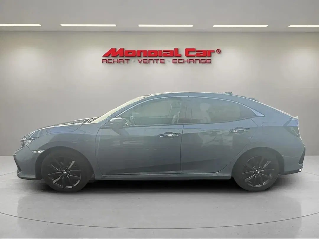 Honda Civic - Thumbnail 4