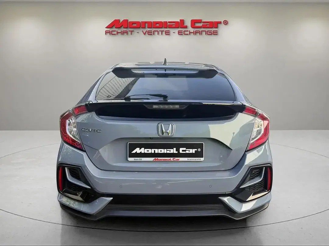 Honda Civic - Thumbnail 6