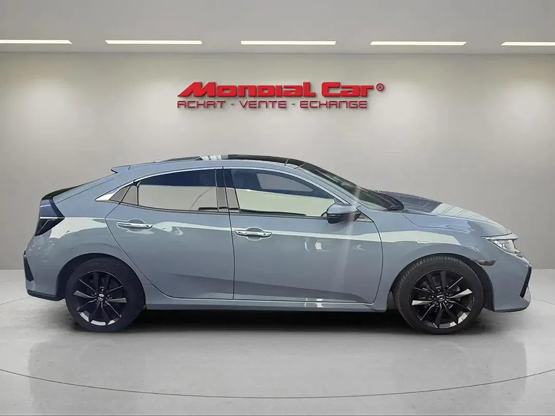 Honda Civic - Thumbnail 8