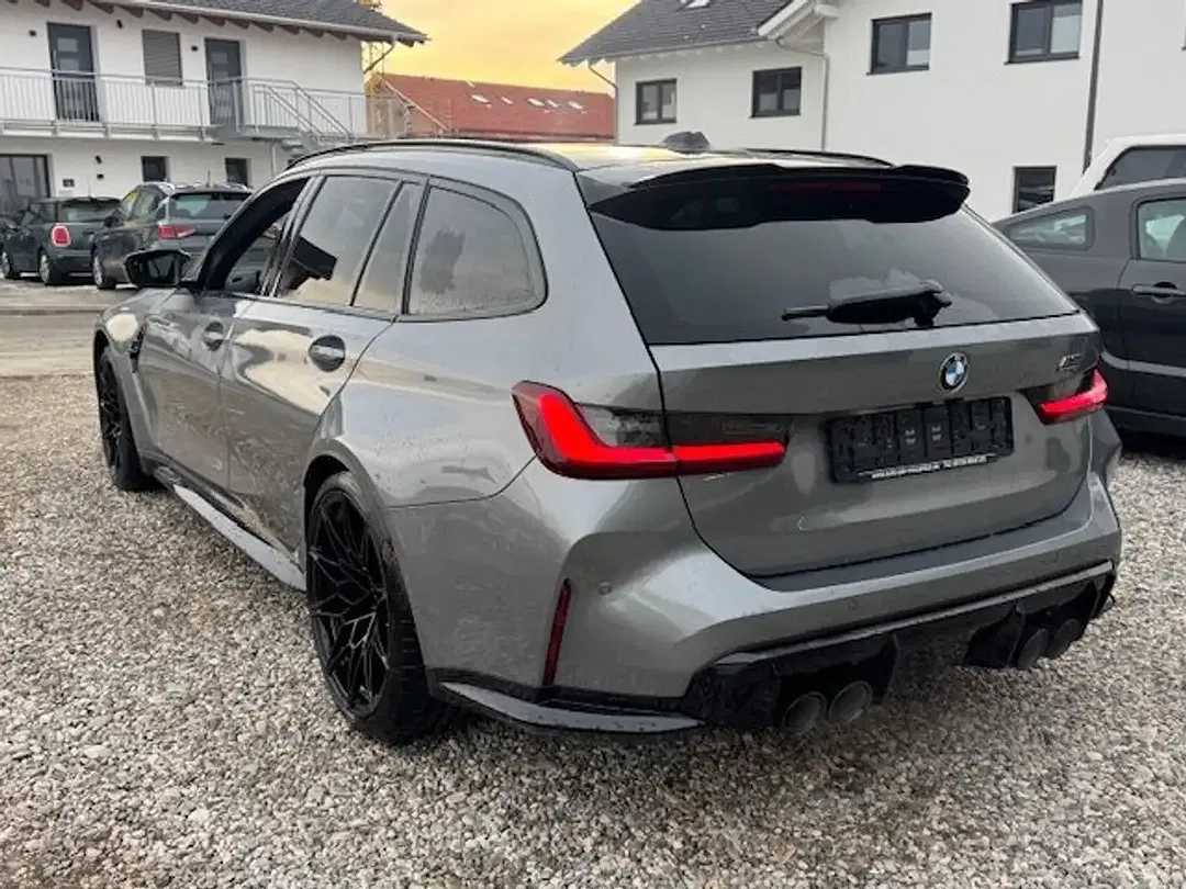 BMW M3 - Thumbnail 6