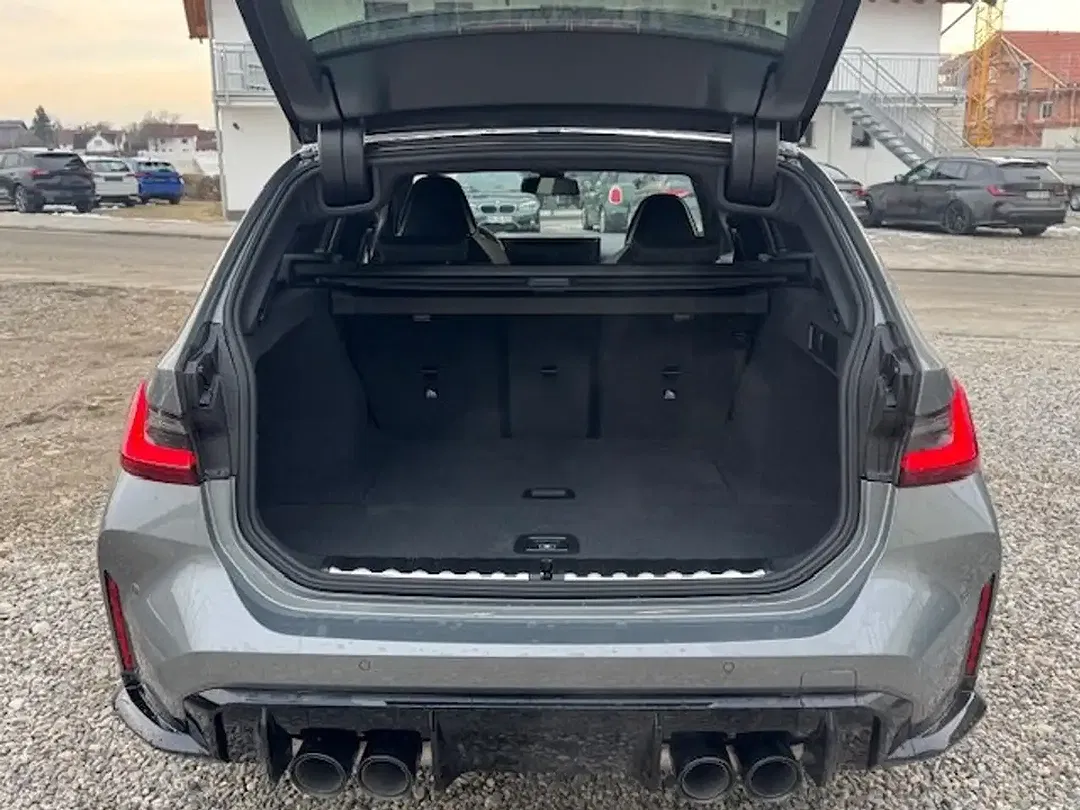BMW M3 - Thumbnail 8