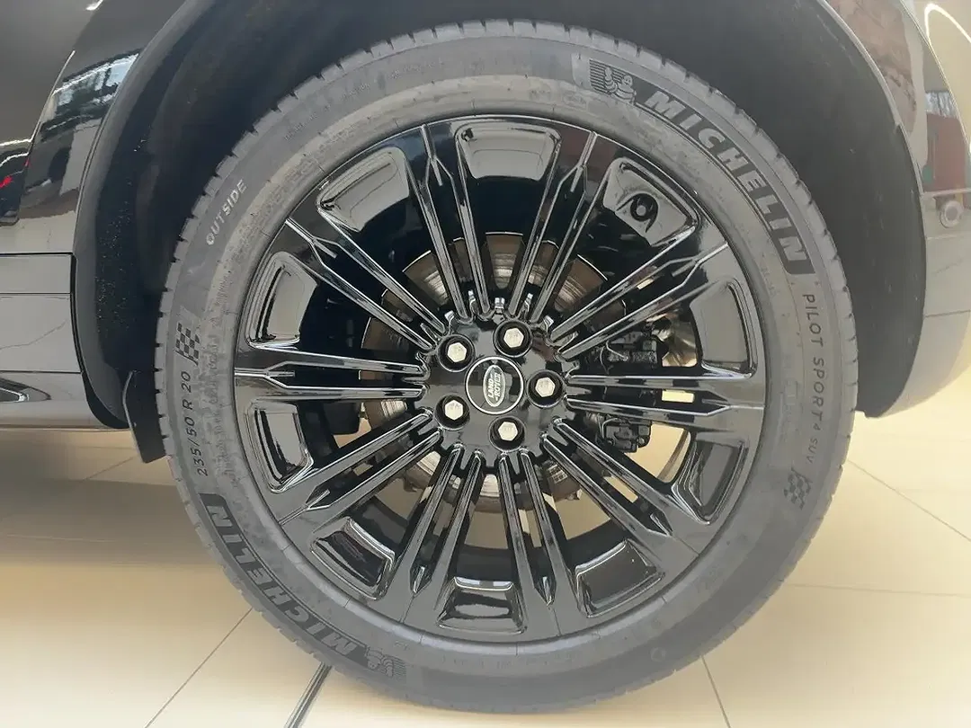Land Rover Range Rover Evoque - Thumbnail 13