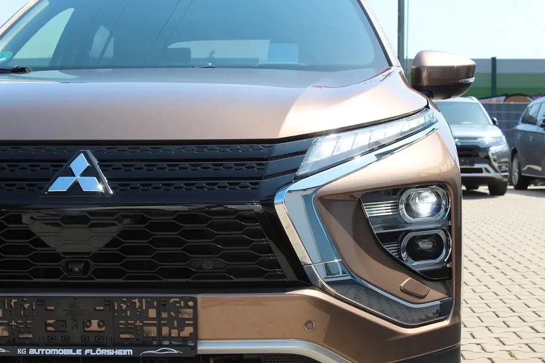Mitsubishi Eclipse Cross - Thumbnail 11