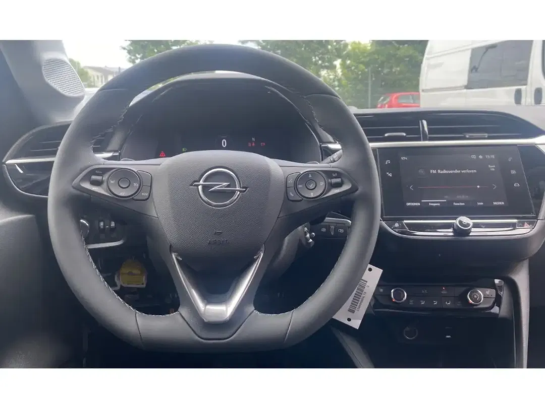 Opel Corsa - Thumbnail 11