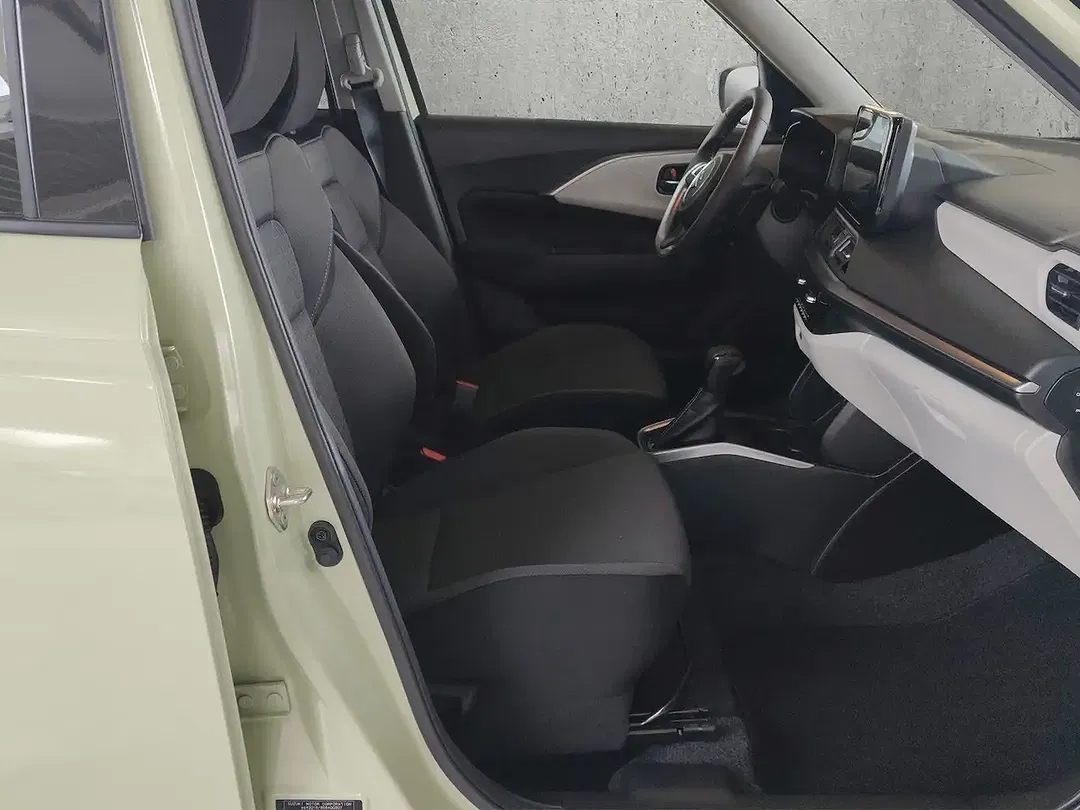 Suzuki Swift - Thumbnail 17