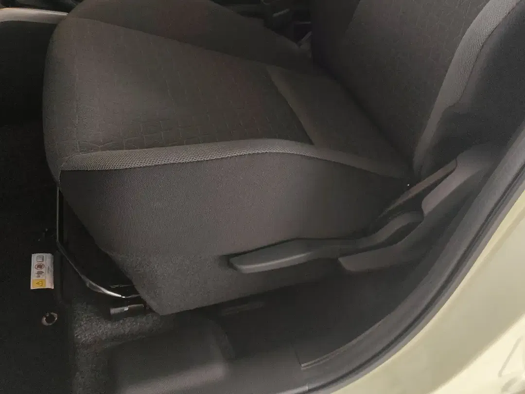 Suzuki Swift - Thumbnail 28