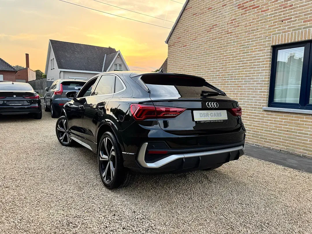 Audi Q3 - Thumbnail 4