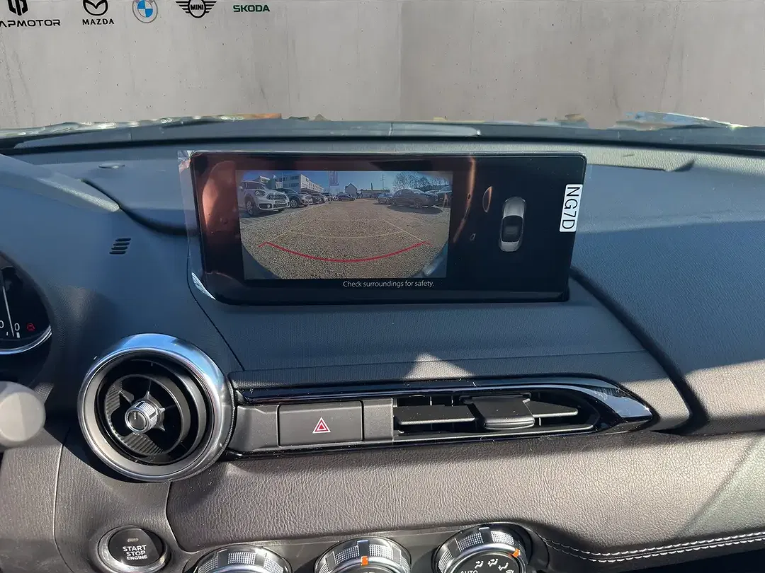 Mazda MX-5 - Thumbnail 9