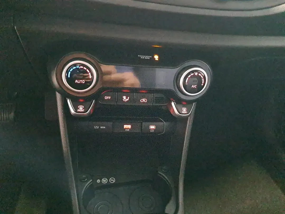 Kia Picanto - Thumbnail 12