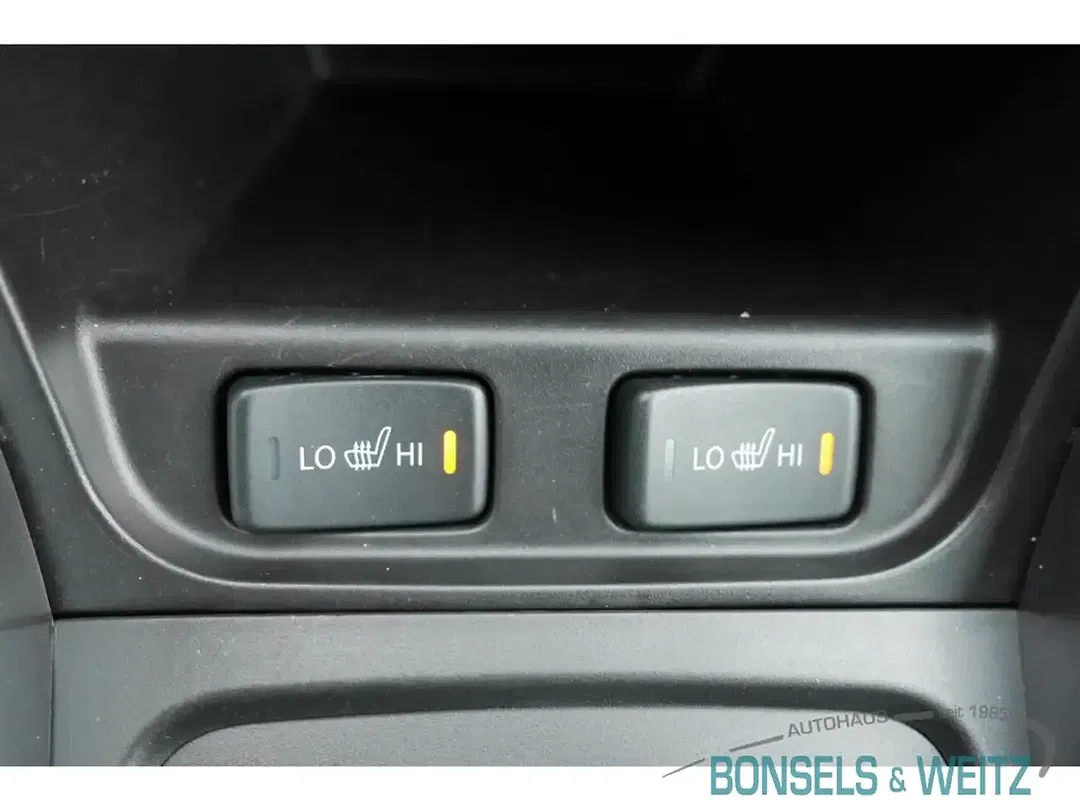 Suzuki SX4 S-Cross - Thumbnail 12